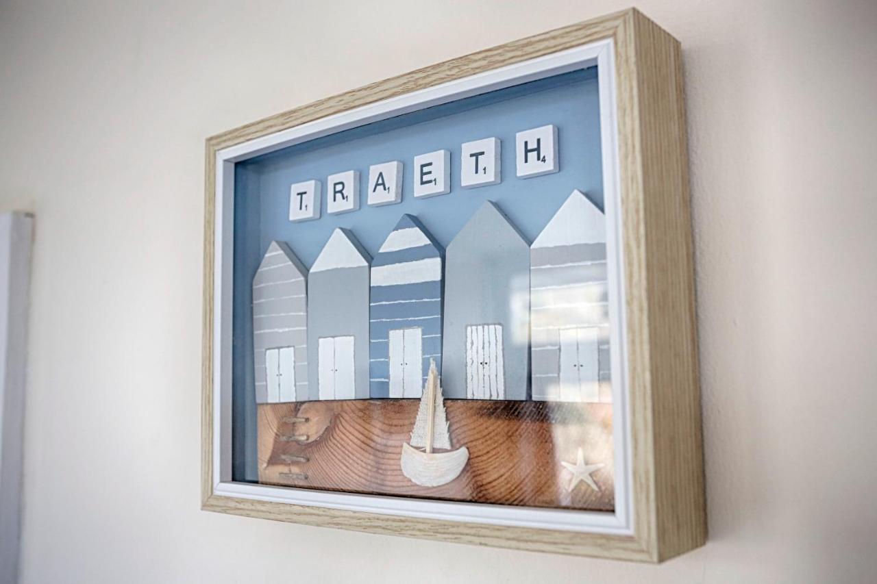 Caswell Beach Chalet 70 Located In Gower Peninsula Swansea Exterior foto